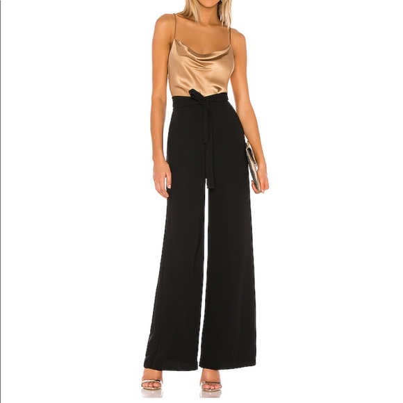Amanda Uprichard Ariya Pant 